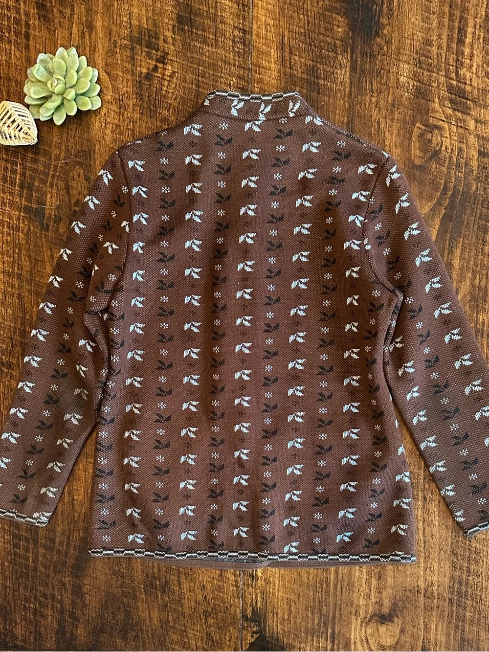 VTG Beauty Co. LTD | Cottagecore Brown Geometric Floral Knit Cardigan Jacket, L